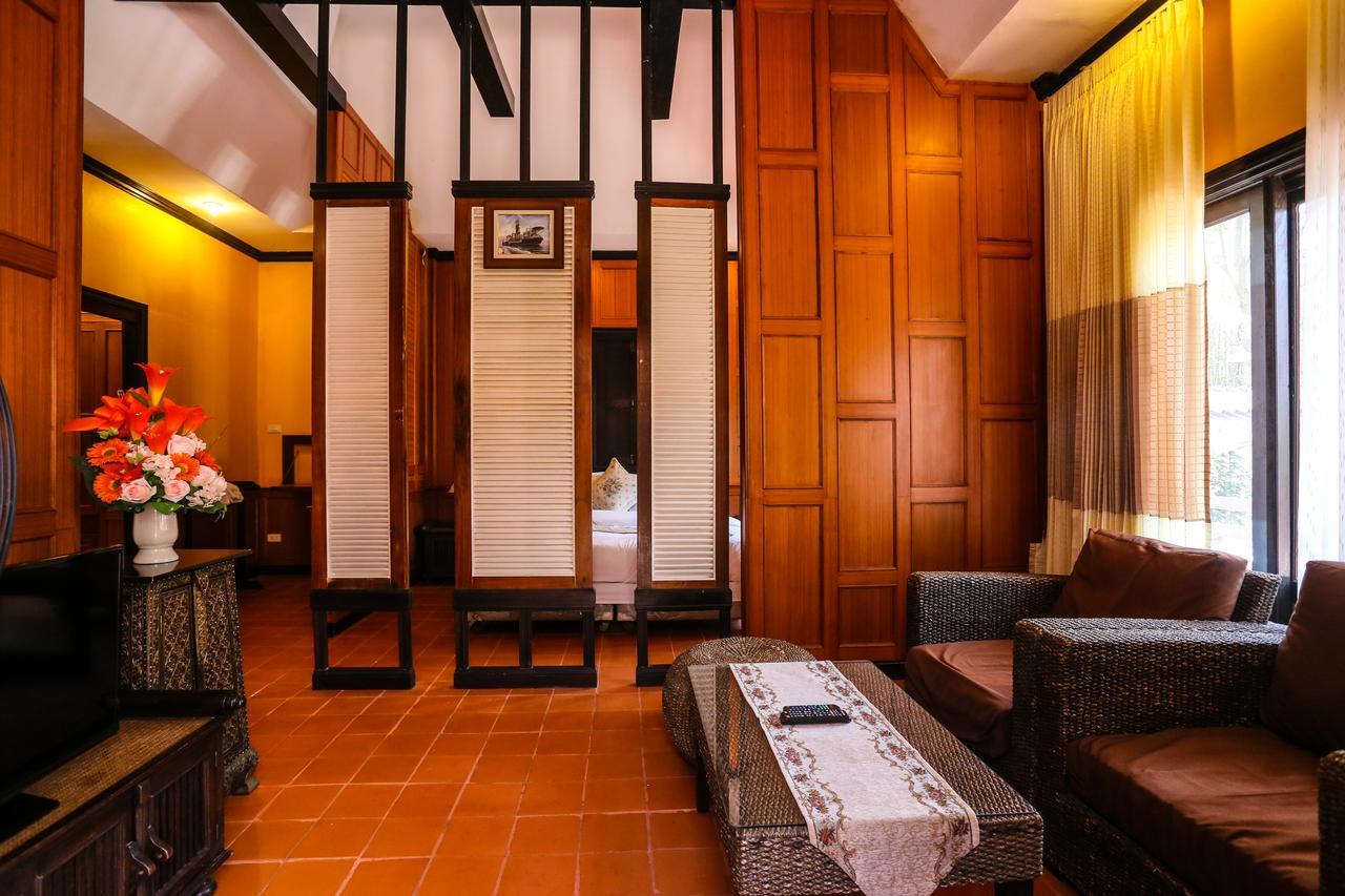 Phalaburi Resort Ban Chang  Buitenkant foto