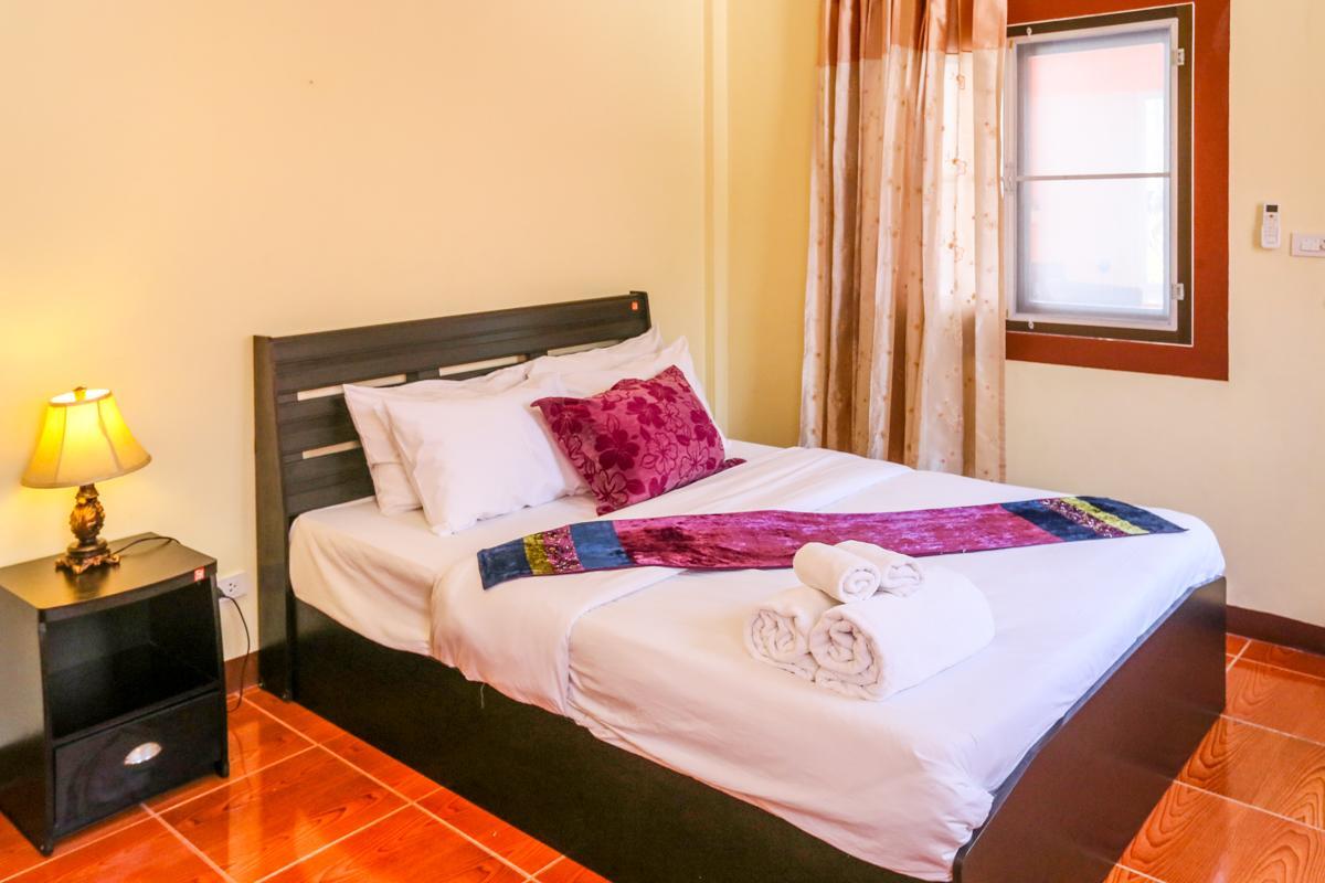 Phalaburi Resort Ban Chang  Buitenkant foto